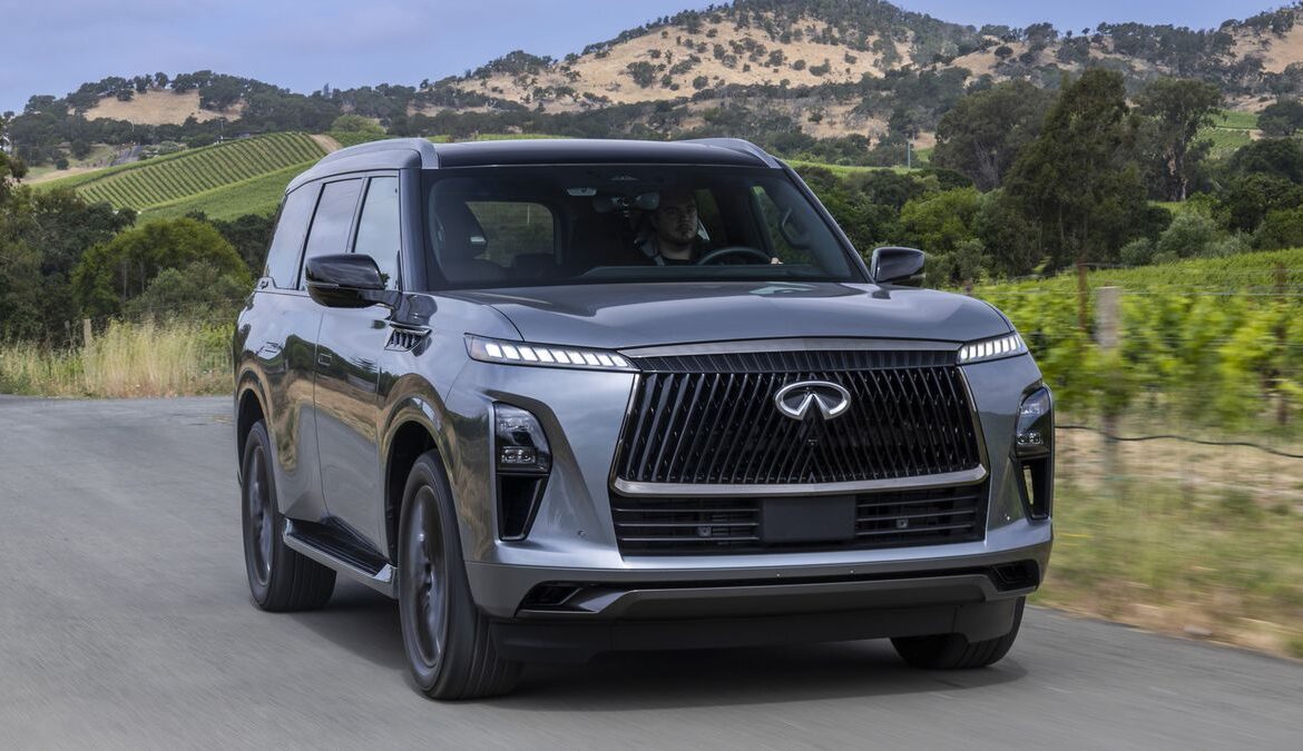 First Drive Review | 2025 Infiniti QX80: Detailed View of Each Part